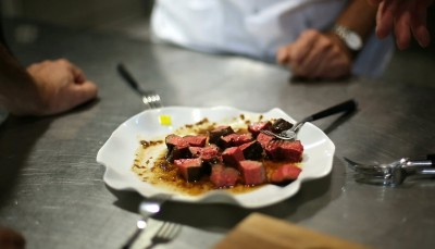 Cuộc Cách Mạng Bít Tết Steak Revolution